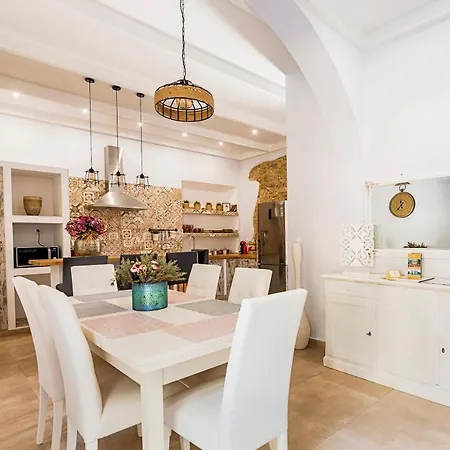 Sperveri Della Regina Villa Rhodes City